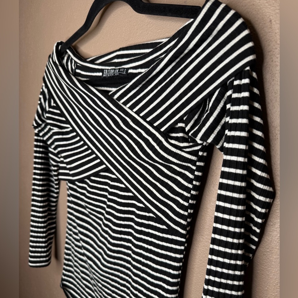Cotton On Striped Print Ribbed Crossover Long Sleeve Top Size Small Preppy Y2K - Picture 5 of 14